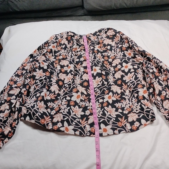 A.N.A. women's long sleeved button down floral  blouse size XL - Picture 9 of 11